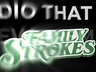 Milf with big boobs in a solo squirting session in HD