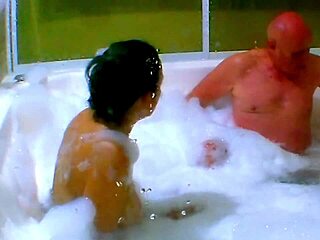 preview of cum into my jacuzzi with agarabas and olpr