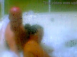 preview of cum into my jacuzzi with agarabas and olpr