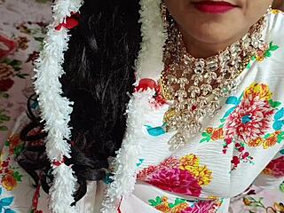 Little Sister Fucks Stepbrother In Clean Hindi Audio!