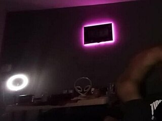 Hot hermanastra practices with curvy latina in spanking session