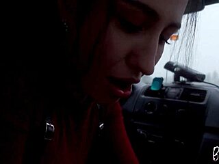 Black Lynn Gives Side Pose Car Blowjob