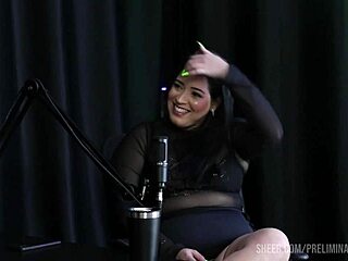 compilado da pri melancia no preliminares podcast com bia hot sheer red lingerie group