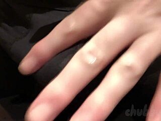 Can't believe Chubbykaot is humping the counter like that!