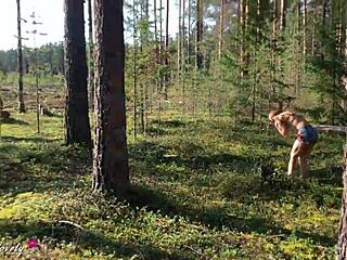 I accidentally fucked that stranger's mouth and pussy right there in public, it was so intense