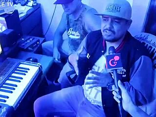 De Cantar En Los Buses A Creador De Master Compositor Y Cantante