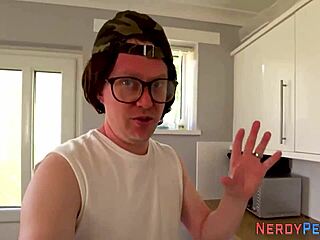Leeds Nerd Fingerbangs Skinny Brit Amateur