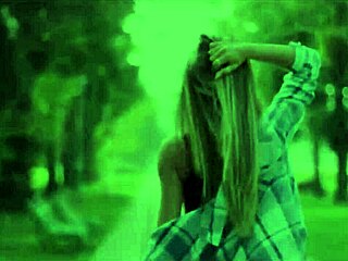 Aarina Park Dances Sexy Moves Live on Webcam in the Street