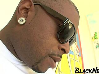 interracial sex with an asian amateur turns me on so much