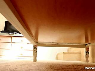 Does Marica Hase fuck that big toy?