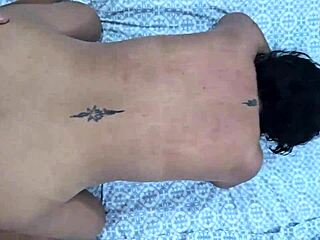 me encontré con una madura en la bodega para romperle el culo hasta ensuciarme la verga