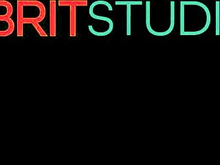 i eat british 18 year old's cunt passionately