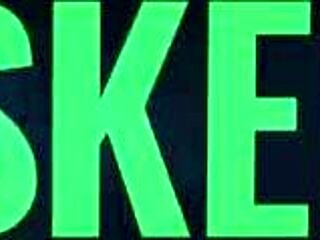 Bikini thief gets fucked by angry security guard in the shop