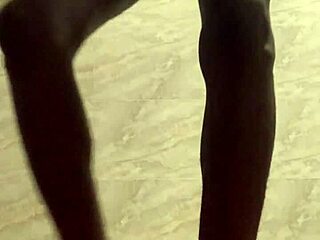 hard black manji gets a quick handjob to ease stress