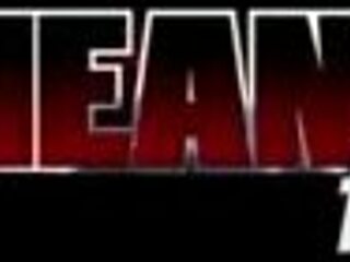 Busty dominatrix Cassandra Cain demands toe sucking