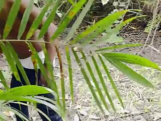 King of the forest banging the bardie in the woods 🍆🌲