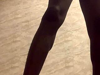 hard black manji gets a quick handjob to ease stress