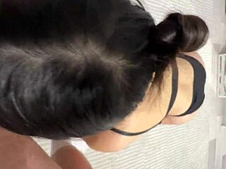 cum in my little mouth, please! 😘