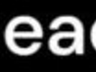 Stretching naughty big lips properly, just need help with mouth fucking