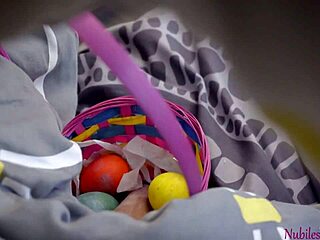 family pies s8-e1 kiara cole scarlett mae fucking happens on easter