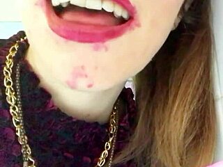 Violette des Étoiles Gives Sloppy Blowjob to Suction Dildo!