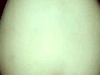 me follo a mi novia mientras mi suegra esta en el comedor 😏