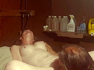 Eating n fucking on washing machine again, juicy and swollen