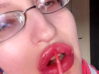 ASMR eating banana pink lipstick - lip fetish food fetish lipstick eyeglasses 😋