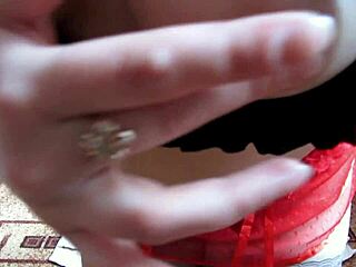 milf masturbates with big dildo and pees