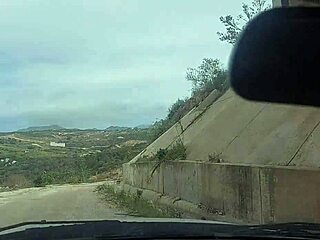 viejo offers money to jovencita under the bridge for unprotected sex