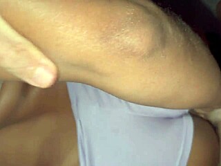 Enteada Cavala Segura o Pau do Padrasto pra Ele Gozar Dentro o Golpe tá aí Cai Quem Quer