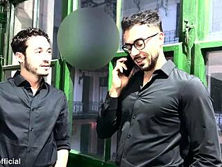 i handle three cocks at work through double penetration, leaving my ass destroyed