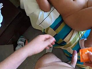 Prostituta Tetona Pide Preservativo Pero Me Lo Quito Y Dejo Coño Goteando De Leche.