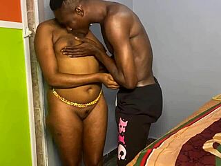 Double Pussy Penetration Causes Uncontrollable Squirting and Cumming