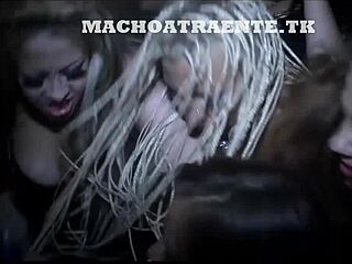 green-eyed branquinha sucks cock until swallowing hot cumshot