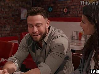 I am a horny teen named Liz Jordan craving public sex in a diner