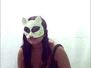 Getting ready for a livestream in a social network do you like my dress wanna see me live damaslatinasnet