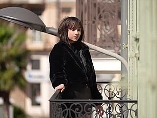 Abby Petite 18+ Coquine Veut Une Belle Bite