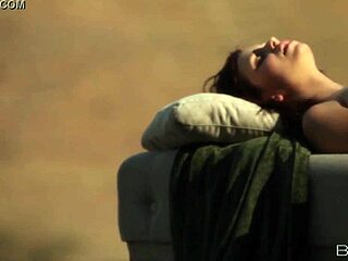 babes com, what's coming with hayden winters?