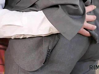 Rim4k coquettish wife knows how to calm down her angry husband