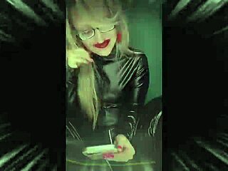 sissy office inspection is so thrilling 😈