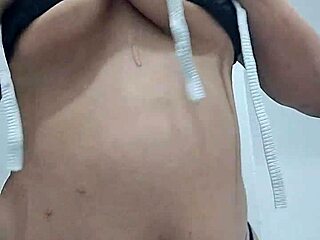 te gustar�a jugar con mis grandes pechos