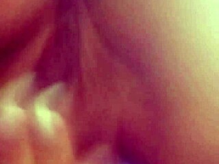 Vazou Compilado de Vídeos Bia Hot no Início de Carreira