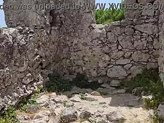 Transando em um castelo ponto tur�stico da europa damiana flowers sextrip pela europa ep3