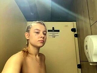 Cumming In The Public Gym