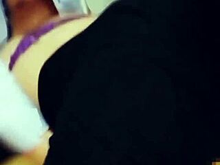 Ay papi as� dame como una putita penetrarme duro que quiero tu lechita