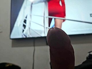 I Masturbate Watching Porn Until I Cum!