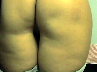 Colombian Mature Big Ass Gets Fucked Hard In Doggystyle