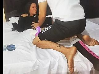 Latina Sorprendida Urtando Receives Punishing Cock in Missionary Cumshot