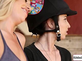 Brunette Lesbian Pussy Licking Hairy Bff